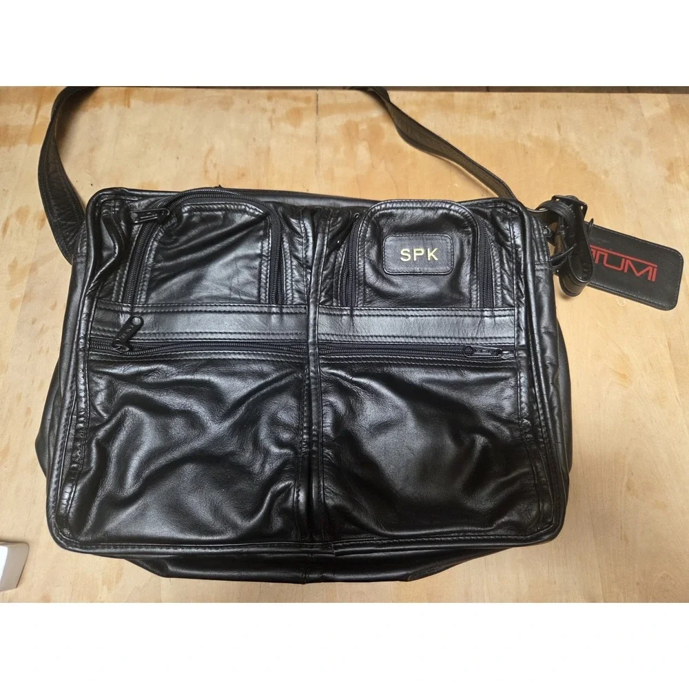 TUMI Leather Bag Organizer Black Crossbody Multipocket  Old Style